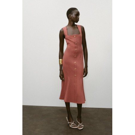 ROBE PIQUÉE BOUTONS