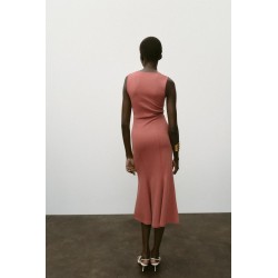 ROBE PIQUÉE BOUTONS